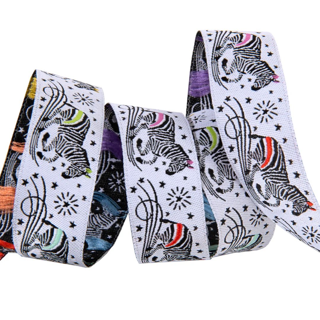 ZEBRA ON LINES- TULA PINK LINEWORK - 7 |8"
